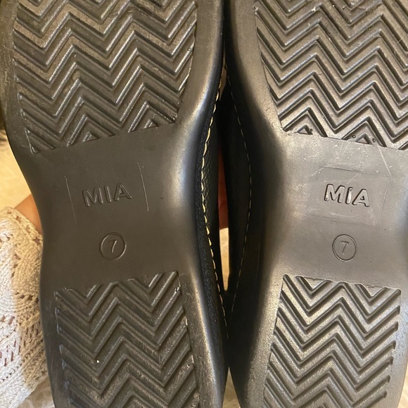 Vtg Y2K MIA Platform Shoes Brooklyn Mary Jane Sz 7 Black Leather T-Strap Buckle - Picture 7 of 7